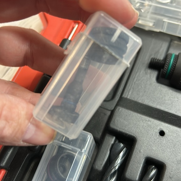 Arrow One Handed Rivet Tool Set - Picture 4 of 9